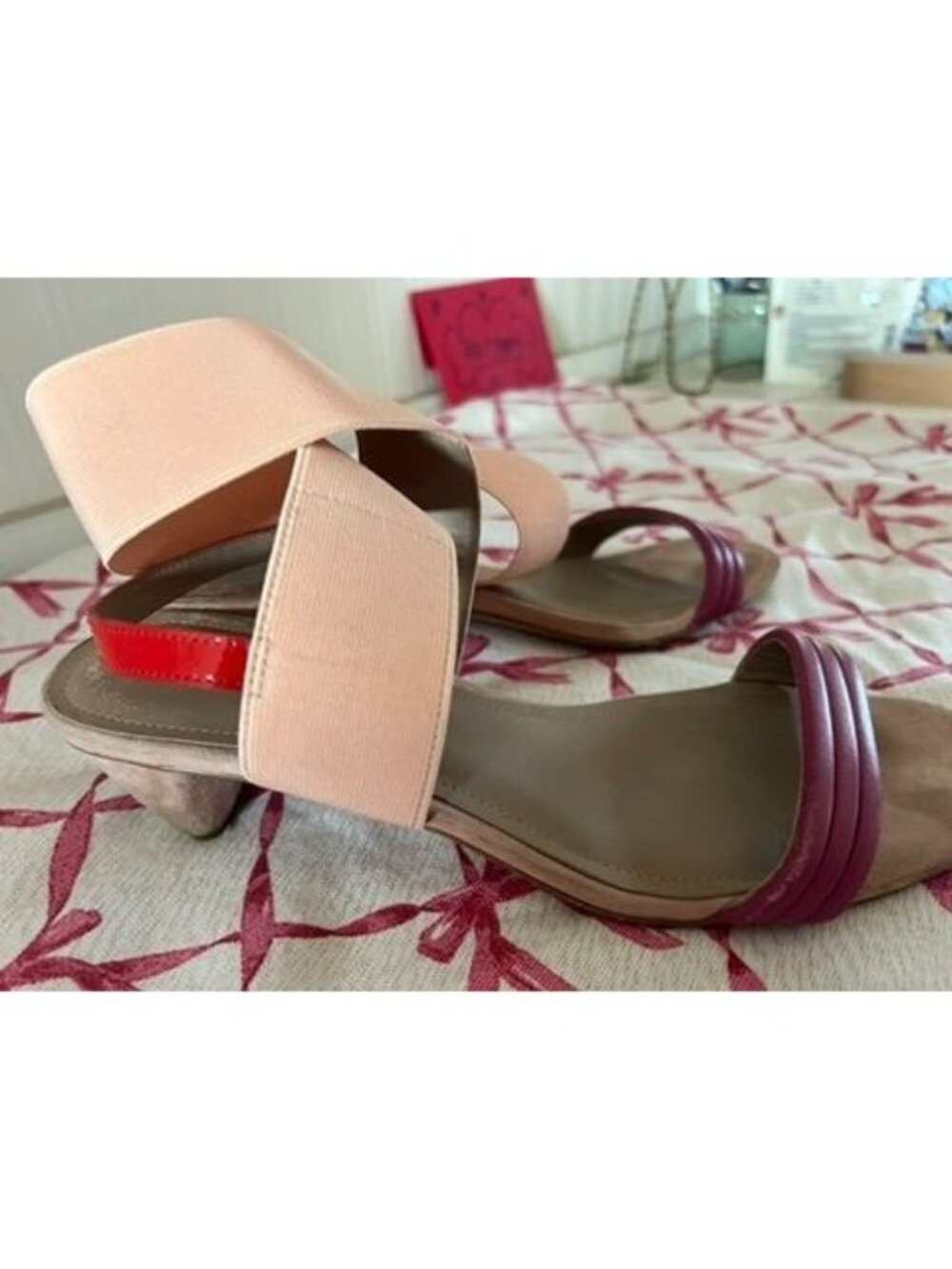 Donald Pliner Womens Sandals Pink & Red Elastic Straps Leather Sole Size 7.5M